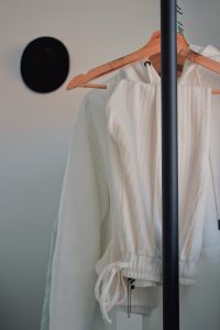 Essential Tips On How To Get Dye Out Of Clothes With Vinegar The Art Suppliers